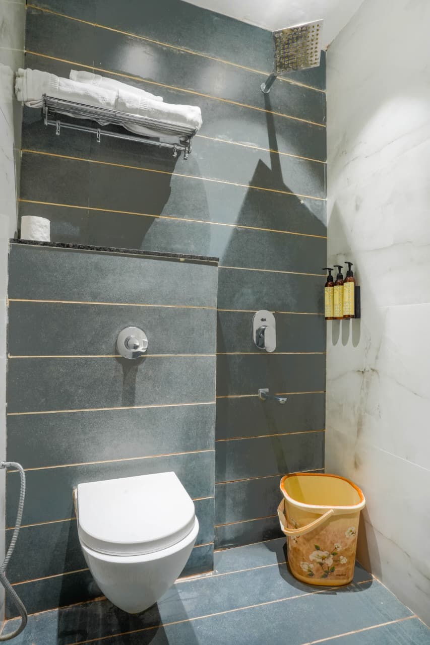 Darbar Executive Room - Bathroom