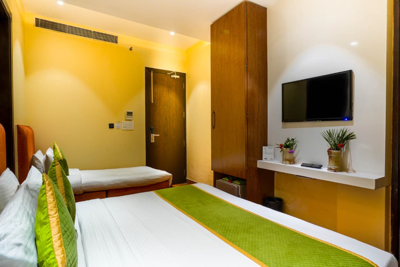 Darbar Executive Room - Darbar Sahib View