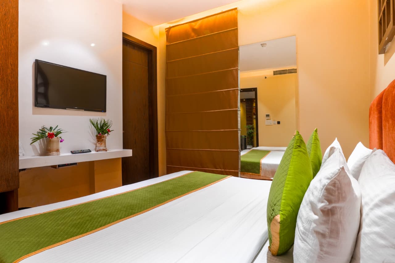 Darbar Executive Room - Darbar Sahib View