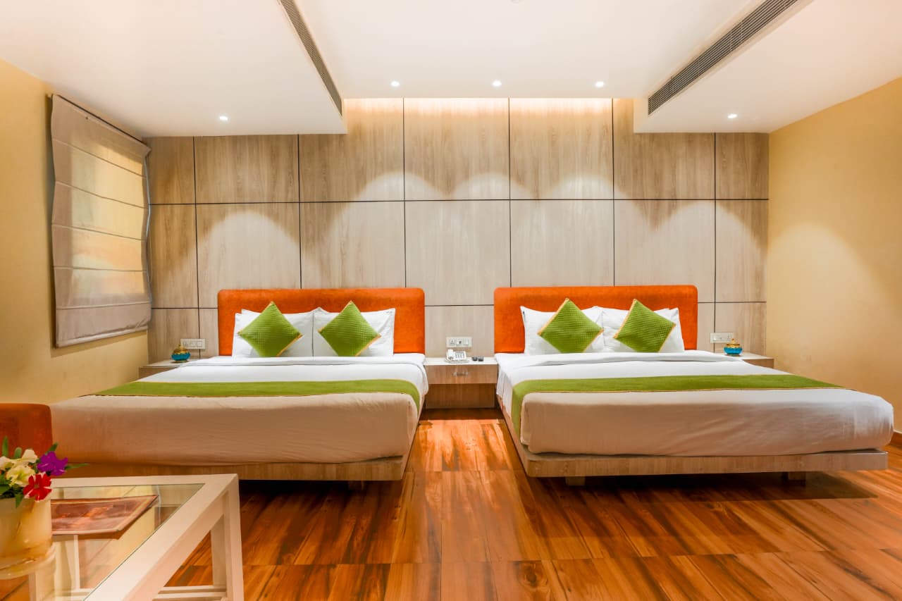 Golden Family Suite - Bedroom