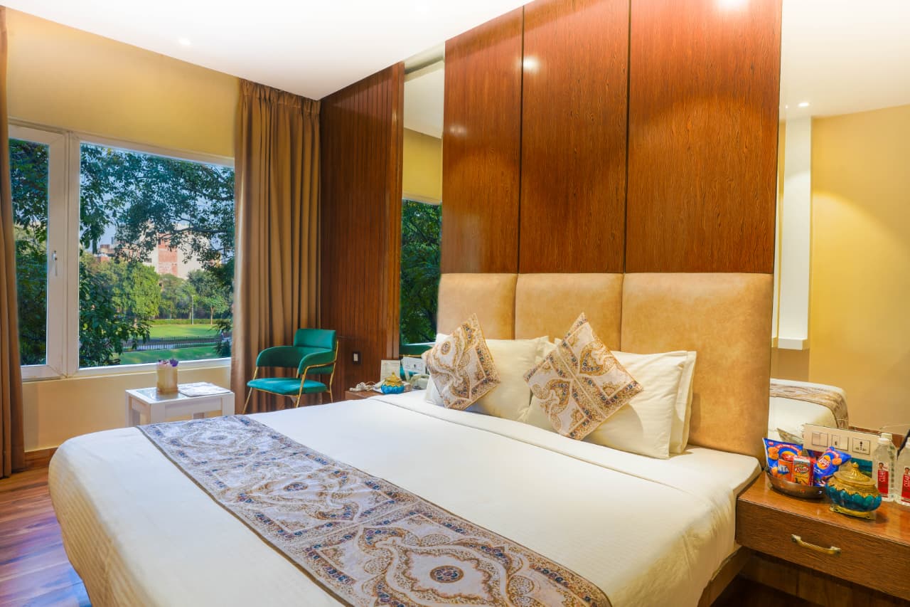 Jallianwala Bagh Luxury Room - Interior